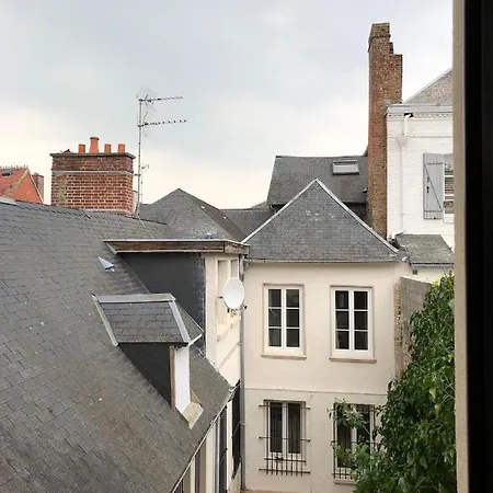 Le De Louise, Centre-ville De Valery * سانت فاليري سور سوم